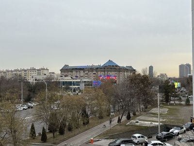 сдается квартира у метро Айбек, центр, м Ойбек чистая, евроремонт