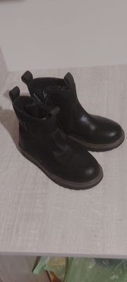 Продаются детские ботинки фирмы h&m
