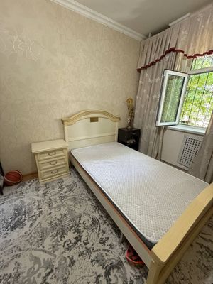 Спальный комплект. Недорого. Торг.