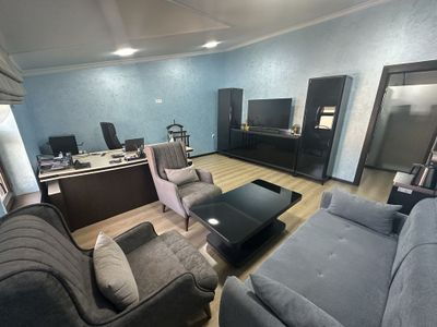 Продаётся офис на Глинке 172 кв