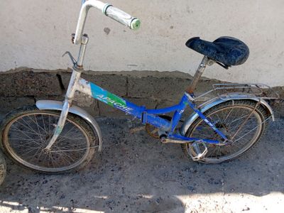Velosiped sotiladi
