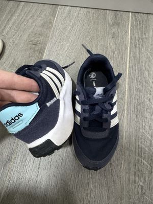 Кроссовки addidas размер 28 US10,5