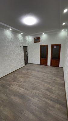 Сдаётся помещение на цокольном этаже под офис. ЖАНГОХ, Ц15