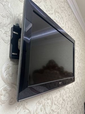 Телевизор LG твз