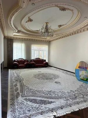 Продается дом в Юнусабадский район Исломобод