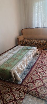юнусобадда метро йонидаги уйимга студент 3 кизни куяман ,хозялкали