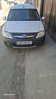 Lada largus 2017