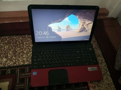 Toshiba noutbook. Core i3. 4 yadro. 256 gb ssd. Batareykasi yaxshi