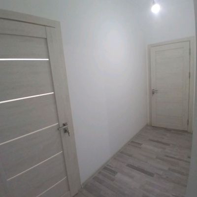 yashnabod olmos maxallada ijaraga kvartira bor