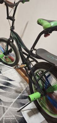Velik BMX sotiladi