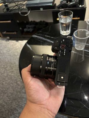 Sony ZV E10 Ideal holatda Bonus Original batareyka