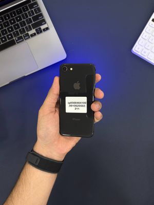 iPhone 8
