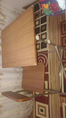 Bolalar dars qilishi uchun partacha, sotiladi