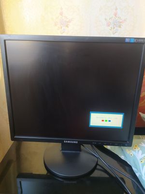 Продам монитором Samsung SyncMaster 943N.