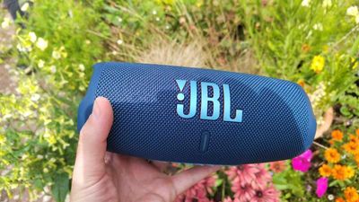 Портативная акустика - JBL Charge 6