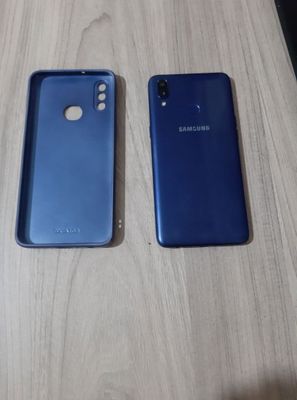 Samsung A10s idial holatda garantiyasi bor