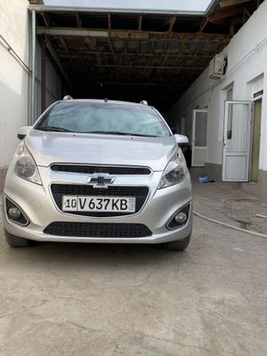 продаеться спарк