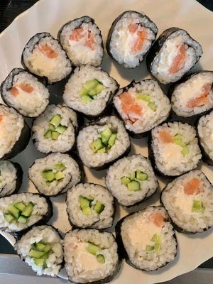 Вкусные корейские суши