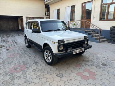 Niva 2131 4 ta eshiklik