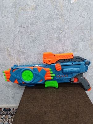 Продаю бластер NERF бу