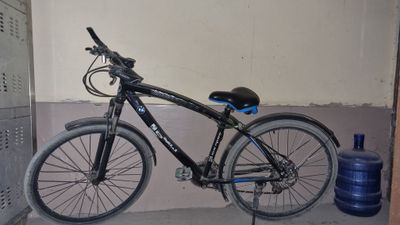 Velosiped BMW holati ortacha