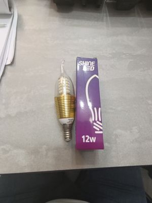 Led lampa 12w e14