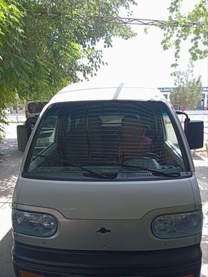 Damas tezda sotiladi.