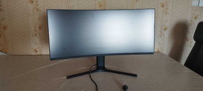 Mi - 34" Curved Gaming Monitor