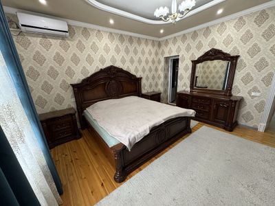 Комплект спальной мебели в идеальном состоянии