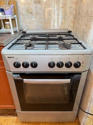 Газовая плита Beko бу