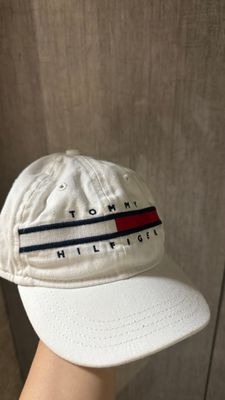 Original Tommy Hilfiger kepka, 3-4 yoshga