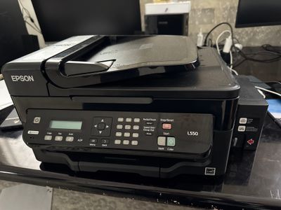 Epson L 550 Rangli Printer Skaner Kserx Xolati yaxshi ishlap turibti