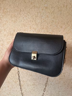 Valentino sumka