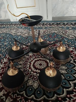 Qandil люстра kelishilgani shu