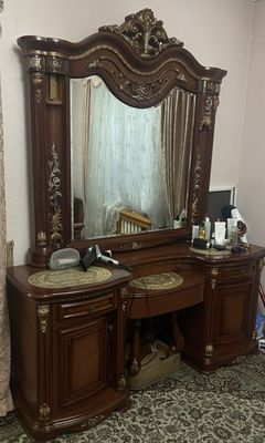 Продается китайский мебел. Цена за комплект 1200$