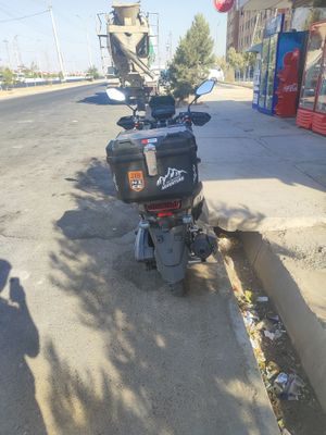skuter tank
