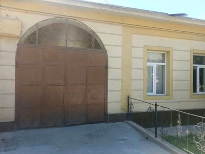 Yer sotiladi. Srochno.Yunusobod. 1 sotix 55000$.