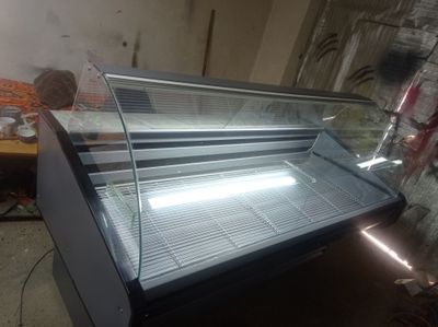 витрина холодильник