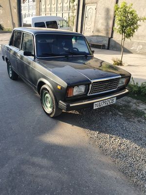Ваз 2107 sotiladi