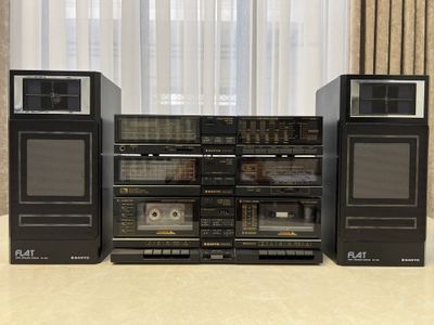 Sanyo 6100 музыкальный центр