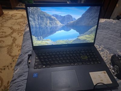 продается срочно ноутбук ASUS E510