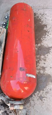 Газовый балон от Исузу 150 литров.