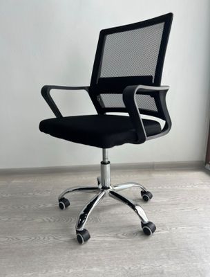 ofis uchun kreslo
