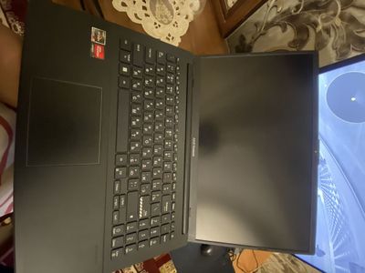 Asus vivobook 15