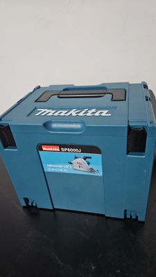 Погружная пила Makita sp6000J