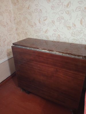 Стол книжка советский