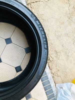 Michelin 285 35 ZR 21 Pilot Sports balon 1 Dona Holati yaxshi