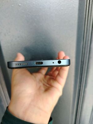 Telefon sotiladi.-raqami orqali bogʻlan