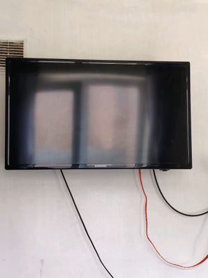 Samsung 32 экран