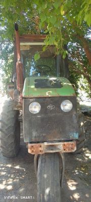 Traktor TTZ80 sotiladi